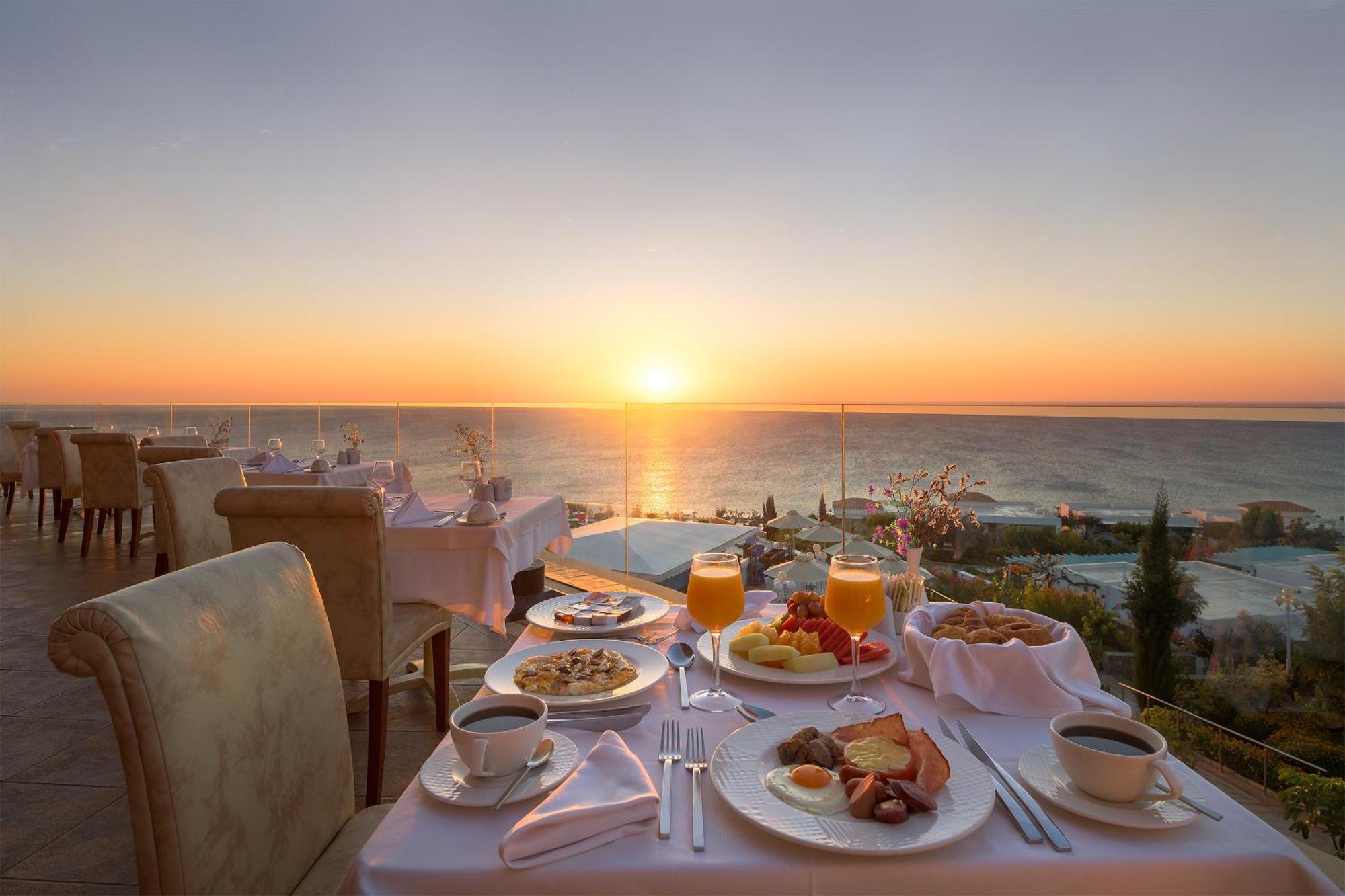 Atrium Prestige Thalasso & Отель