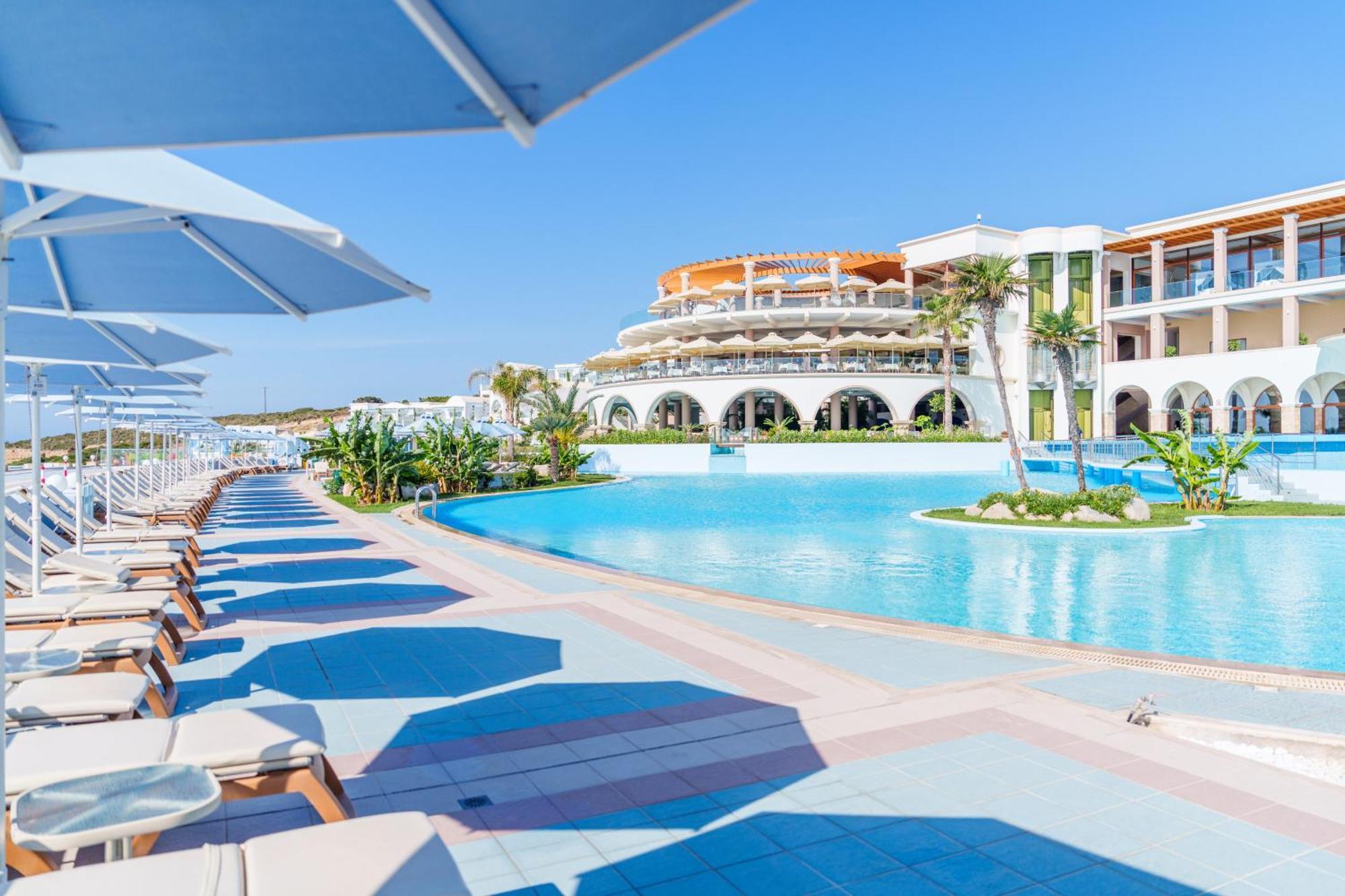 Atrium Prestige Thalasso & Отель Лакания
